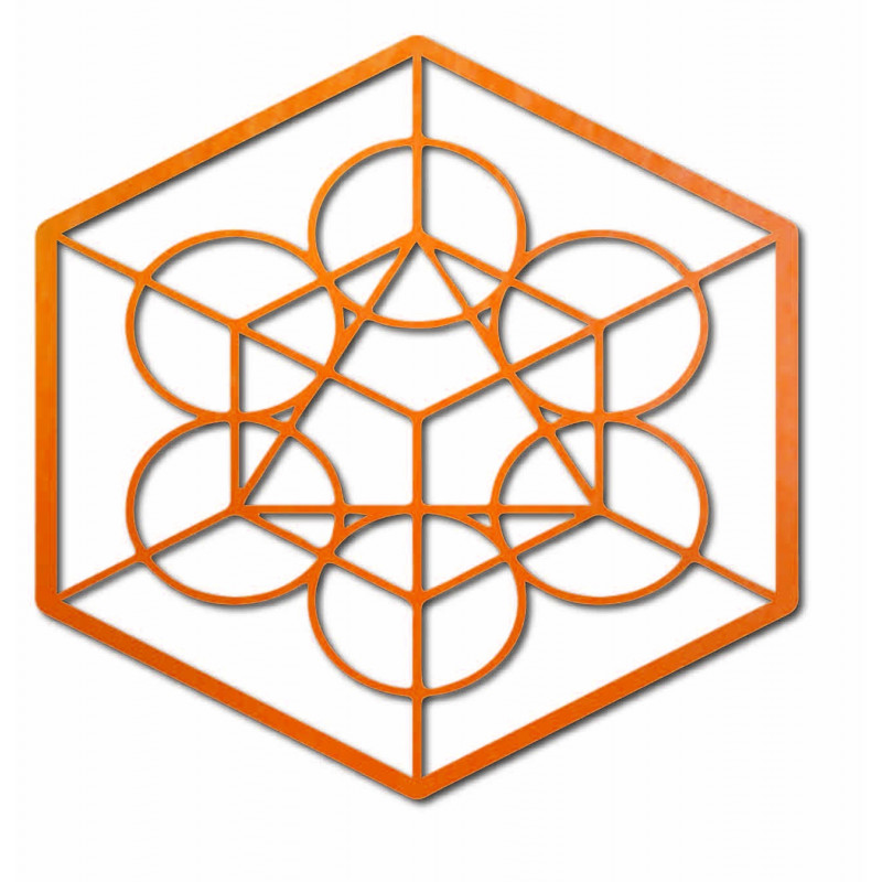 Geometrische Holzmalerei an der Erntewand