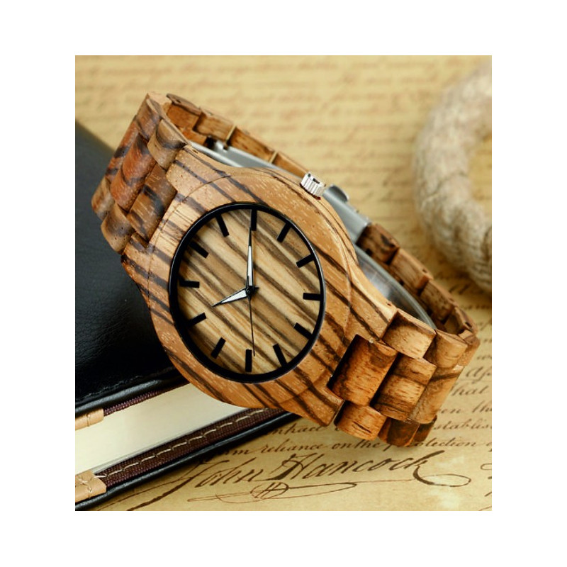 Holz Armbanduhr aus natürlichen Materialien. Holz Uhren für Männer und Frauen.