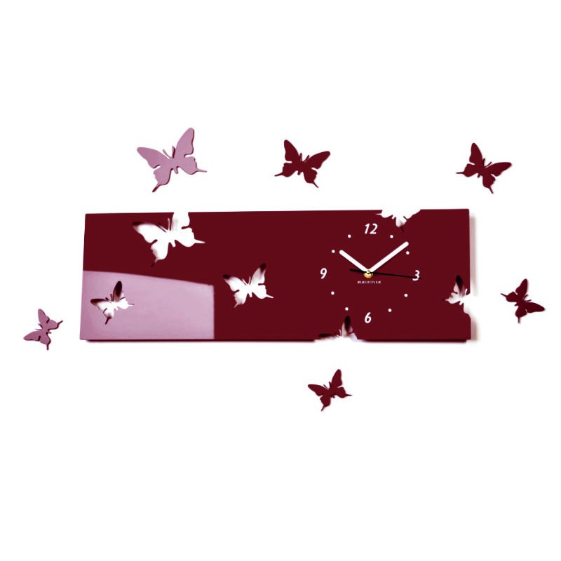 Moderne Wanduhr aus Plexiglas. Trends auf der Wanduhr als Geschenk. Clock X-momo. PMMA