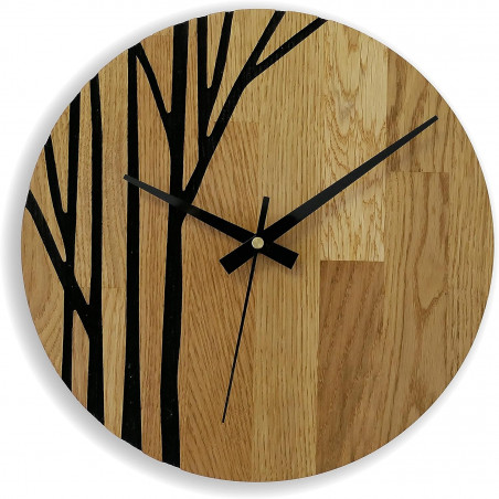 Luxuriöse Wanduhr für das Wohnzimmer aus Naturholz. Luxuriöse Wanduhr für das Wohnzimmer aus Naturholz.