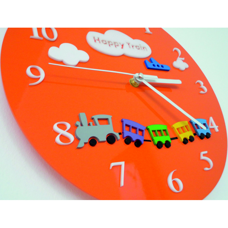 Moderne Wanduhr aus Plexiglas. Trends auf der Wanduhr als Geschenk. Clock X-momo. PMMA