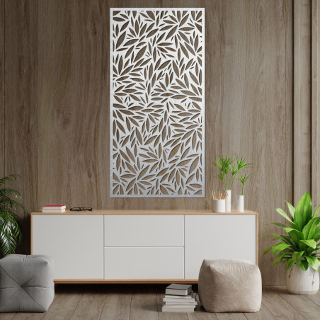 Ein eleganter Baum mit aufwendigen Details aus Ästen und Wurzeln als Symbol der Natur. Ein eleganter Baum mit aufwendigen Details aus Ästen und Wurzeln als Symbol der Natur.