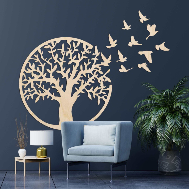 Holzbild von Lebensbaum fliegendem Vogel