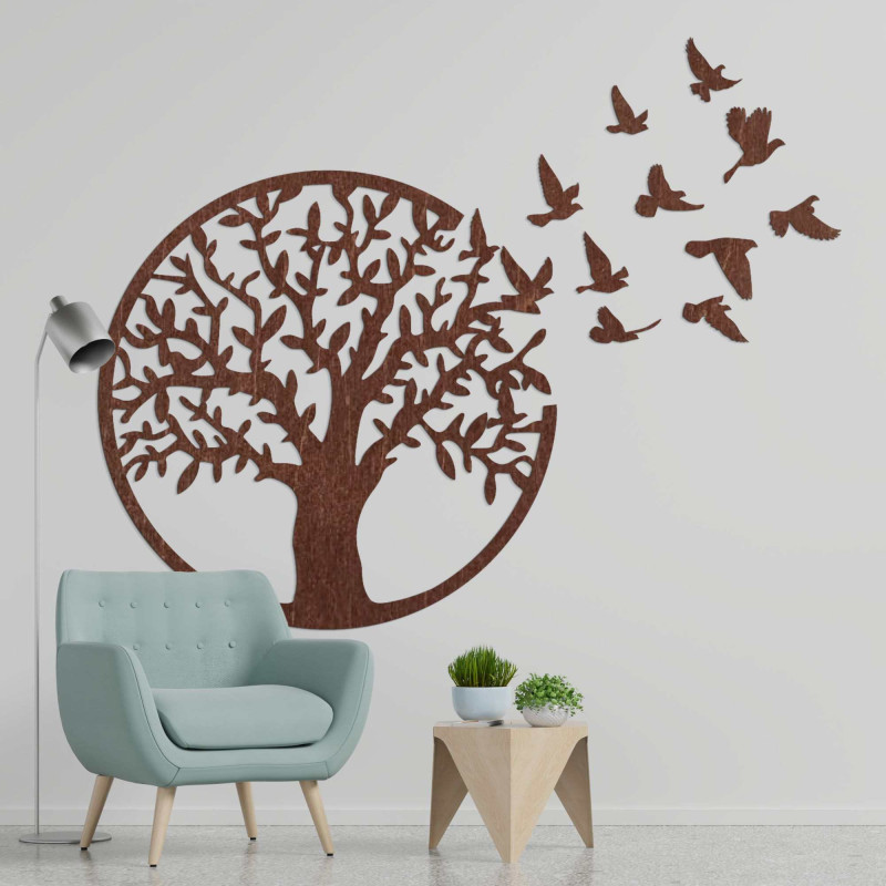 Holzbild von Lebensbaum fliegendem Vogel
