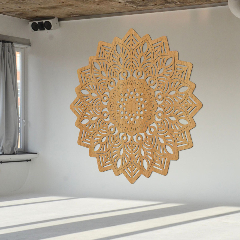 Hölzerne Wanddekoration Mandala in Form der Sonne - IGNEUS