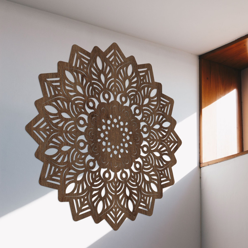 Hölzerne Wanddekoration Mandala in Form der Sonne - IGNEUS