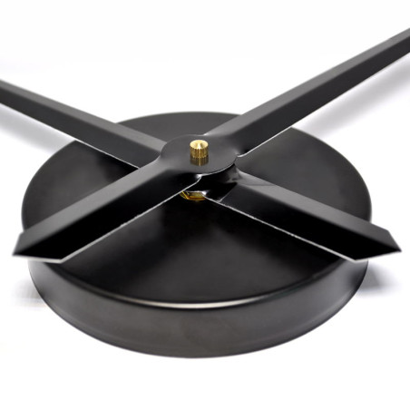 Moderne Wanduhr - DESIRE