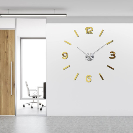 Stilvolle Uhr aus Plexiglas, leise und einfach in jedem Raum zu installieren. Stilvolle Uhr aus Plexiglas, leise und einfach in jedem Raum zu installieren.