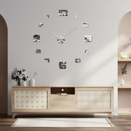 Elegante Uhr aus Plexiglas, verstellbarer Durchmesser bis 130 cm.