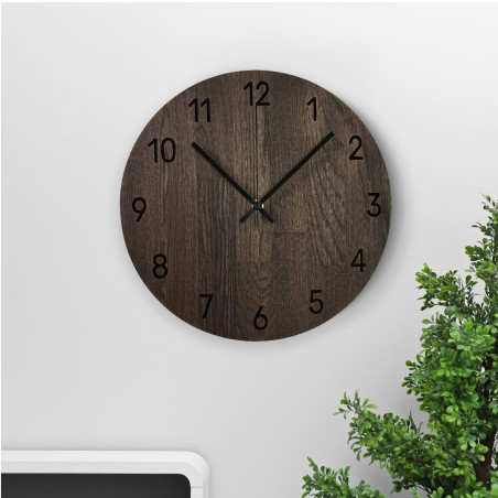 Minimalistische Holzuhren sind eine einzigartige Wanddekoration, die Liebhaber des natürlichen Stils ansprechen wird. Minimalistische Holzuhren sind eine einzigartige Wanddekoration, die Liebhaber des natürlichen Stils ansprechen wird.
