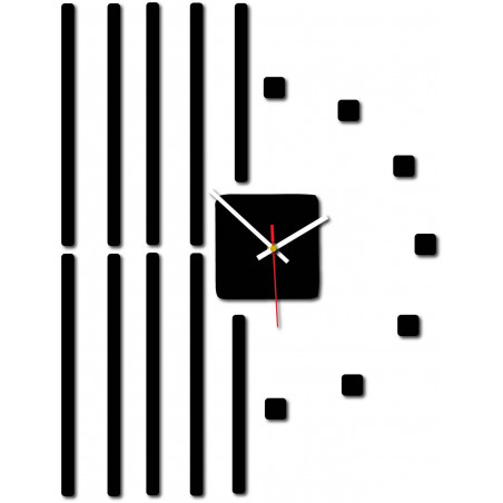 Moderne Uhr an einer Wand aus Kunststoff. Eigene Produktion, X-momon Bild an der Wand in der Küche, Wohnzimmer. X-momo Moderne Uhr an einer Wand aus Kunststoff. Eigene Produktion, X-momon Bild an der Wand in der Küche, Wohnzimmer. X-momo