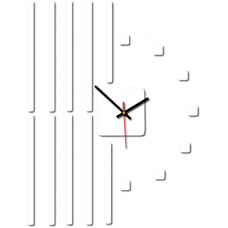 Moderne Uhr an einer Wand aus Kunststoff. Eigene Produktion, X-momon Bild an der Wand in der Küche, Wohnzimmer. X-momo Moderne Uhr an einer Wand aus Kunststoff. Eigene Produktion, X-momon Bild an der Wand in der Küche, Wohnzimmer. X-momo