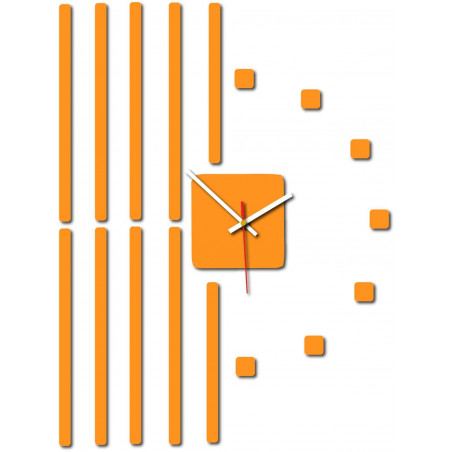 Moderne Uhr an einer Wand aus Kunststoff. Eigene Produktion, X-momon Bild an der Wand in der Küche, Wohnzimmer. X-momo Moderne Uhr an einer Wand aus Kunststoff. Eigene Produktion, X-momon Bild an der Wand in der Küche, Wohnzimmer. X-momo