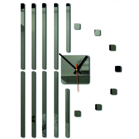 Moderne Uhr an einer Wand aus Kunststoff. Eigene Produktion, X-momon Bild an der Wand in der Küche, Wohnzimmer. X-momo Moderne Uhr an einer Wand aus Kunststoff. Eigene Produktion, X-momon Bild an der Wand in der Küche, Wohnzimmer. X-momo