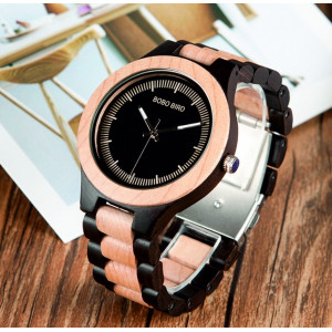 READER Armbanduhr aus Holz. Meine Damen und Herren. 2