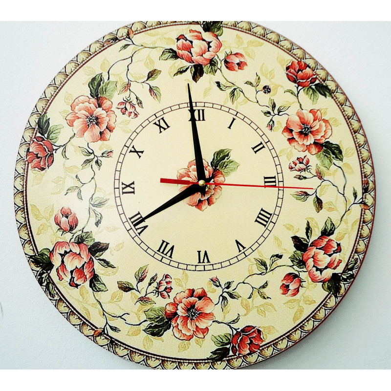 Moderne Wanduhr, Wanduhr aus Holz, Sperrholz