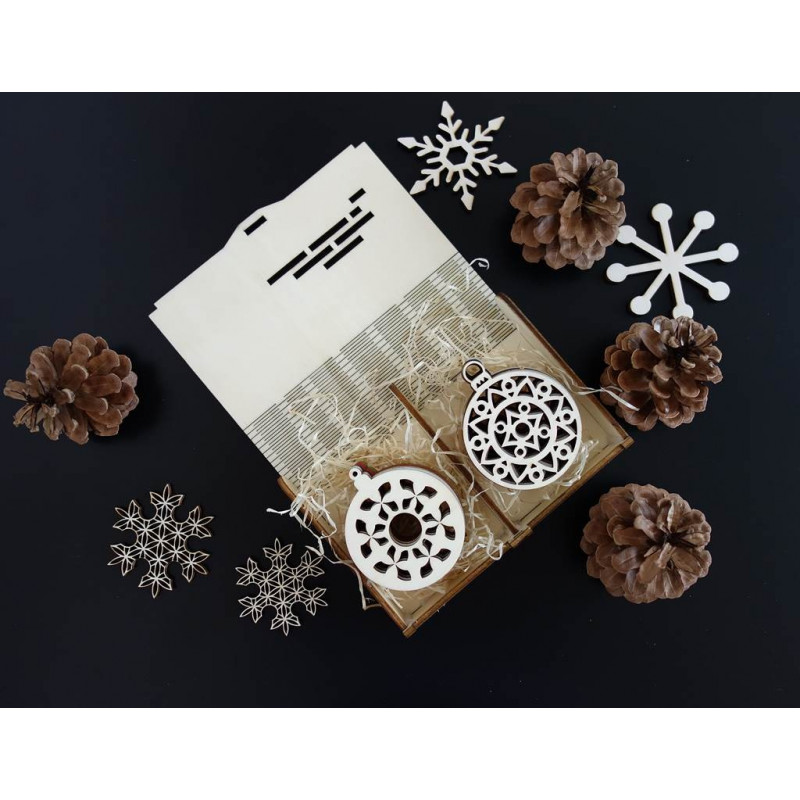 Ornamente aus Holz und Kunststoff, Weihnachtsschmuck, Vintage-Accessoires aus Holz