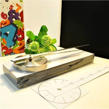 Moderne Wanduhr - 3D-Wanduhr. Moderne Wanduhr - 3D-Wanduhr.
